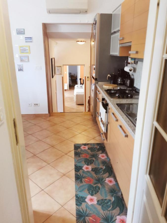 Santa Eufemia Rovinj 10Min Walk To City & Free Garage Parking Lejlighed Eksteriør billede