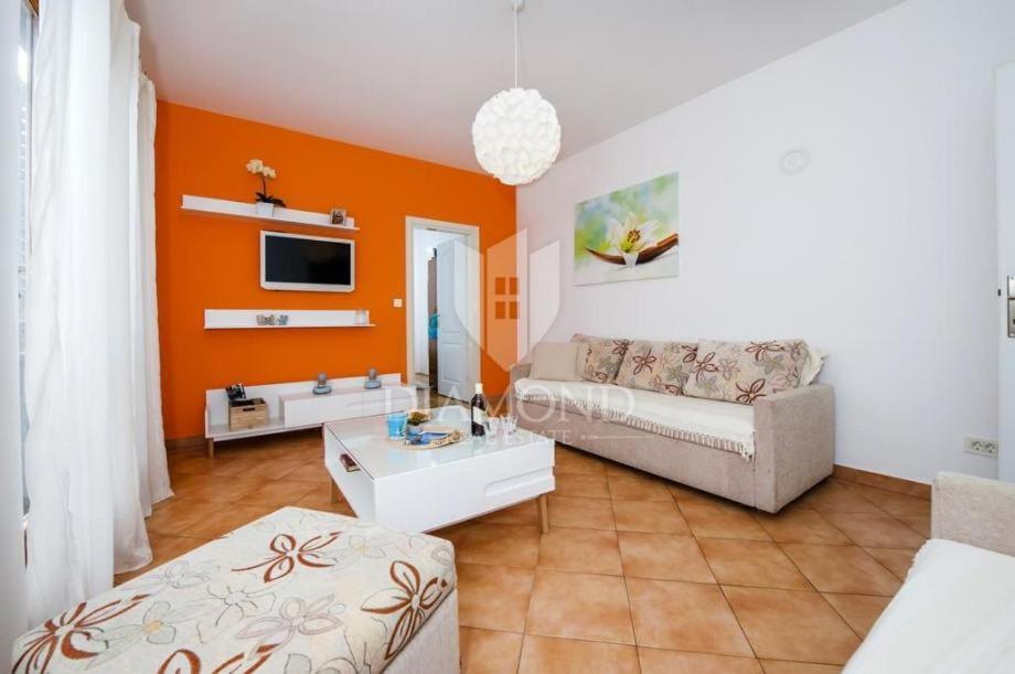 Santa Eufemia Rovinj 10Min Walk To City & Free Garage Parking Lejlighed Eksteriør billede