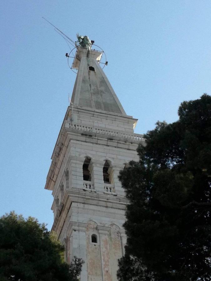 Santa Eufemia Rovinj 10Min Walk To City & Free Garage Parking Lejlighed Eksteriør billede