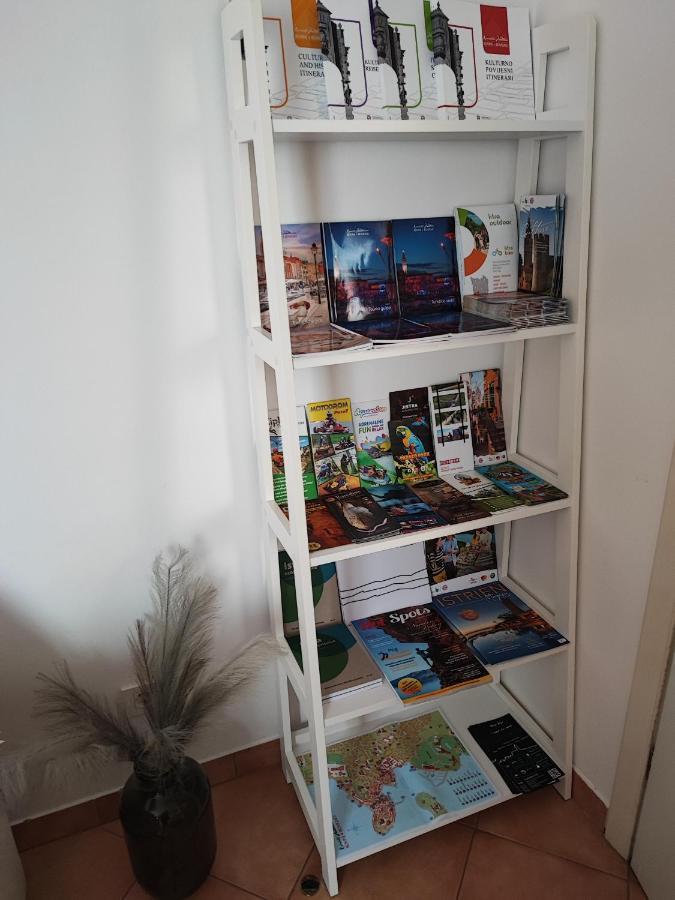 Santa Eufemia Rovinj 10Min Walk To City & Free Garage Parking Lejlighed Eksteriør billede